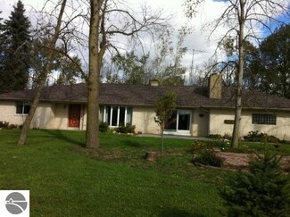 1724 Crawford Rd, Turner, MI 48765