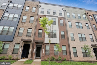 4610 Olivine Dr, Chantilly, VA 20151