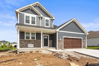 W188N5742 Clover Ln, Menomonee Falls, WI 53051