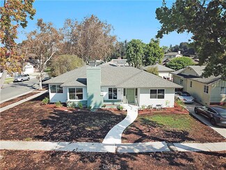 1031 W 20th St, Santa Ana, CA 92706