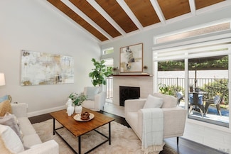 7303 Alicante Rd Unit A, Carlsbad, CA 92009