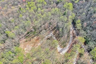 790 Davis Mountain Rd, Hendersonville, NC 28739