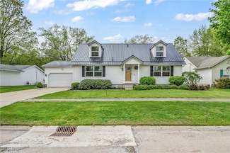 1350 Rolling Meadows Dr, Vermilion, OH 44089