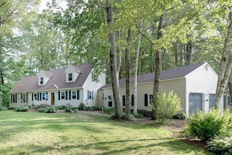 50 Kienia Rd, Hudson, NH 03051