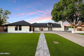 7716 W John Cabot Rd, Glendale, AZ 85308