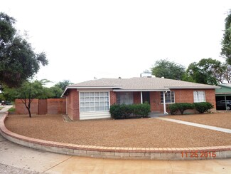 4842 E Scarlett St, Tucson, AZ 85711