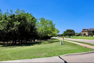 2501 Eagle Creek Dr, Cedar Hill, TX 75104