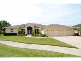 9220 Crystal View Ct, Fort Myers, FL 33967