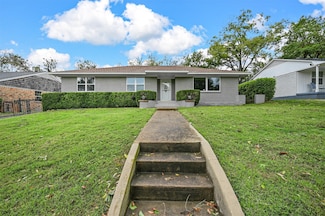 9211 Crestlake Dr, Dallas, TX 75238