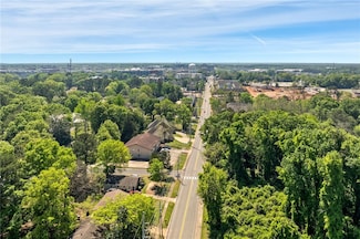 522 N Donahue Dr Unit 2, Auburn, AL 36832