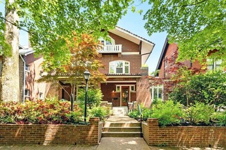 6351 Pershing Ave, Saint Louis, MO 63130
