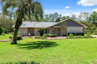 1212 W Redding St, Hernando, FL 34442