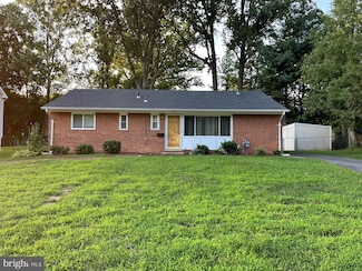 7406 Kelvin Place, Springfield, VA 22151