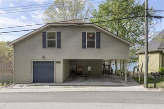 33 Dockside Dr, Blue Springs, MO 64015