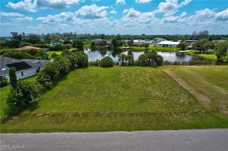 17091 Waters Edge Cir, North Fort Myers, FL 33917