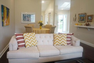 434 Midsummer Ct, Royal Palm Beach, FL 33411