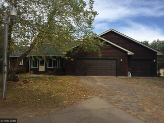 1417 373rd Ave NE, Stanchfield, MN 55080