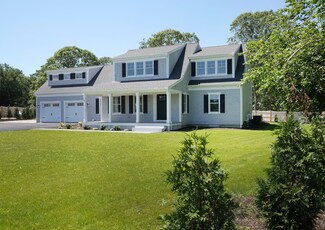 48 South St, Harwich, MA 02645