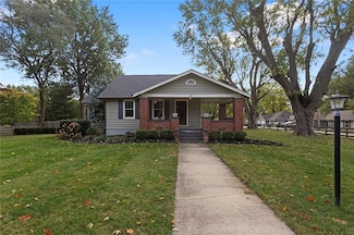 400 E Main St, Odessa, MO 64076