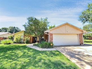 1214 W Gemini Rd, Edmond, OK 73003