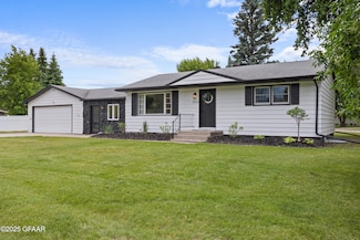 1004 Bygland Rd SE, East Grand Forks, MN 56721