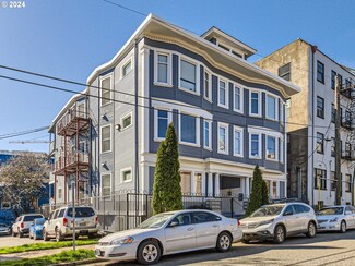 1714 NW Couch St Unit 9, Portland, OR 97209
