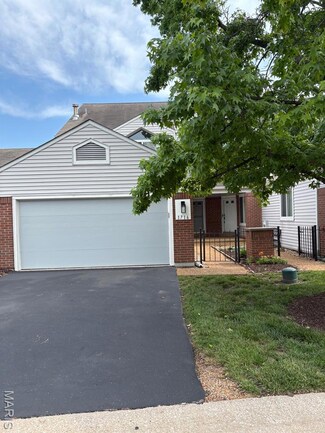 1716 Highview Circle Ct Unit 1716, Ballwin, MO 63021