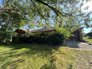 526 N Oak St, Toulon, IL 61483