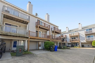 1425 E Ocean View Ave Unit 4, Norfolk, VA 23503