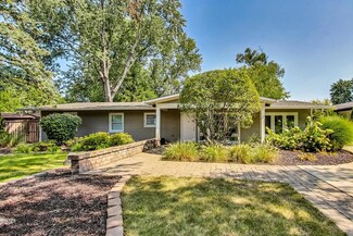 3204 N Salk Rd, Arlington Heights, IL 60004