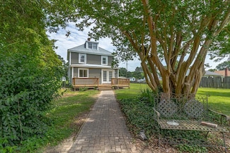 19 Wharton Grove Ln, Weems, VA 22576