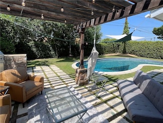 20329 Haynes St, Winnetka, CA 91306