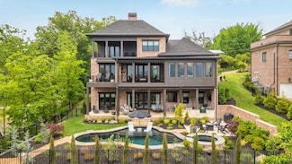 298 Noll St, Chattanooga, TN 37405