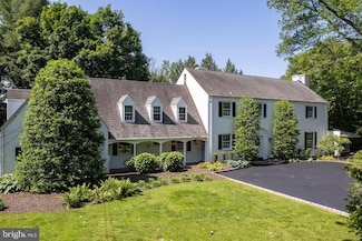 15 W Long Dr, Lawrence Township, NJ 08648