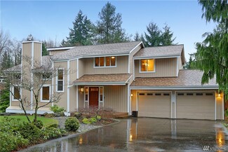 4021 NE 204th St, Lake Forest Park, WA 98155