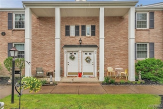 270 Buffalo Rd Unit 72, East Aurora, NY 14052