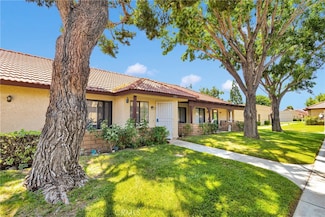 19267 Elm Dr, Apple Valley, CA 92308