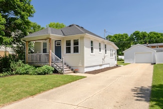 4928 N 107th St, Milwaukee, WI 53225