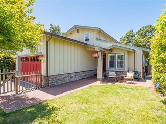 3125 Salisbury Dr, Santa Cruz, CA 95065