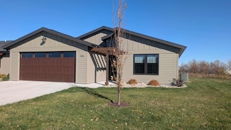 3908 Dorothy's Ln, Spirit Lake, IA 51360