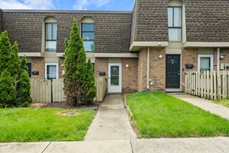 7334 Country Brook Dr, Indianapolis, IN 46260