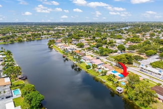 1740 NW 113th Ave, Pembroke Pines, FL 33026