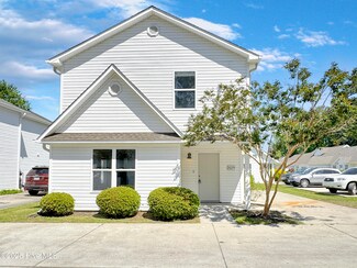 3229 Belmont Cir, Wilmington, NC 28405