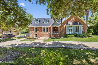 14016 Puerto Dr, Ocean Springs, MS 39564