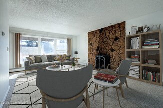 2906 Doris St, Anchorage, AK 99517