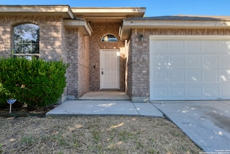 8234 Grissom Cir, San Antonio, TX 78251