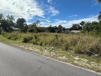 512 S Adelle Ave, Deland, FL 32720