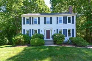 58 Oxford Dr, Franklin, MA 02038