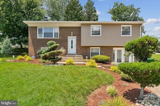 9405 Loughran Rd, Fort Washington, MD 20744