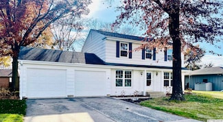 335 Lakeview Dr, Mason City, IA 50401